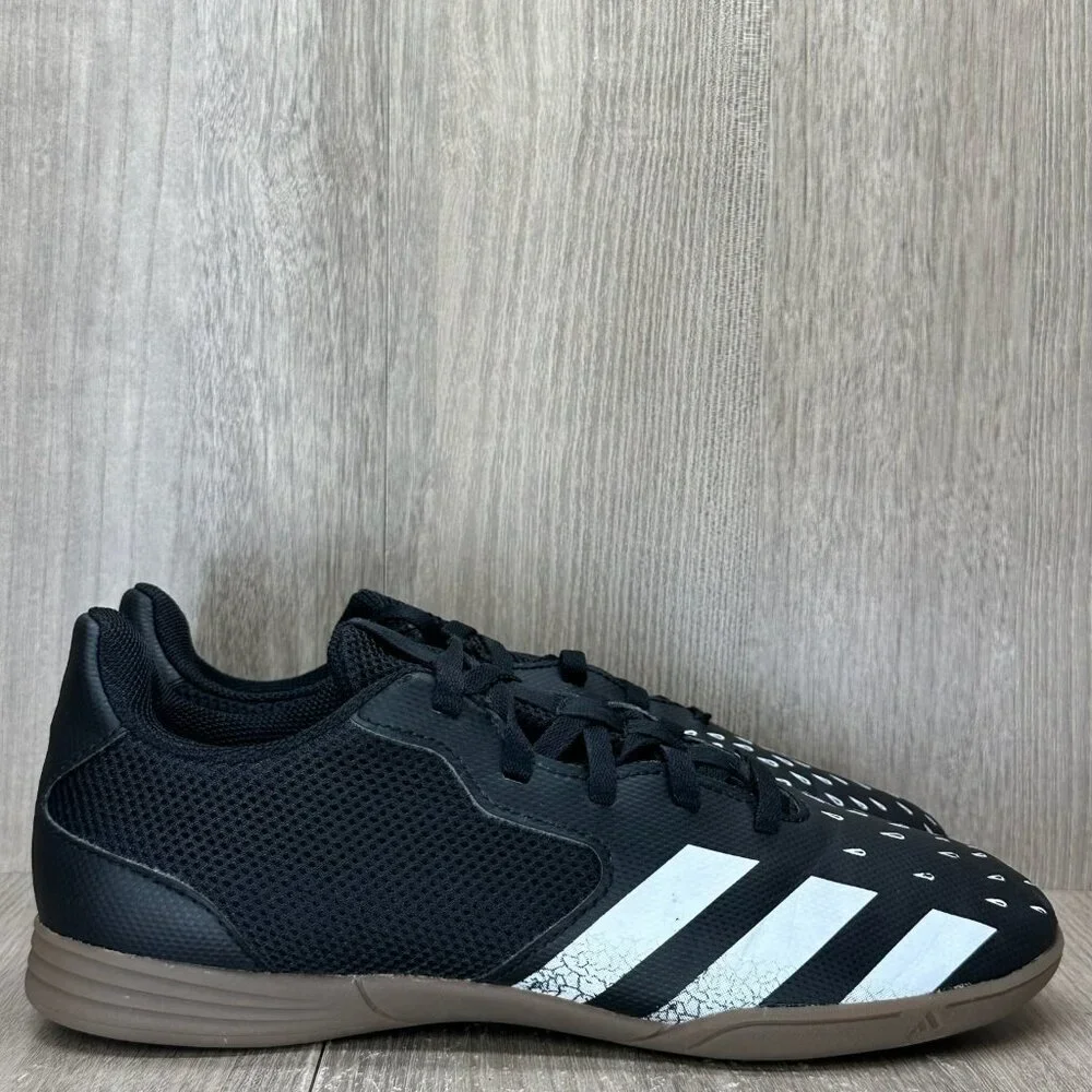 Adidas Predator Freak 4 IN Sala Indoor Soccer Shoes Youth 6 Black White FY0630